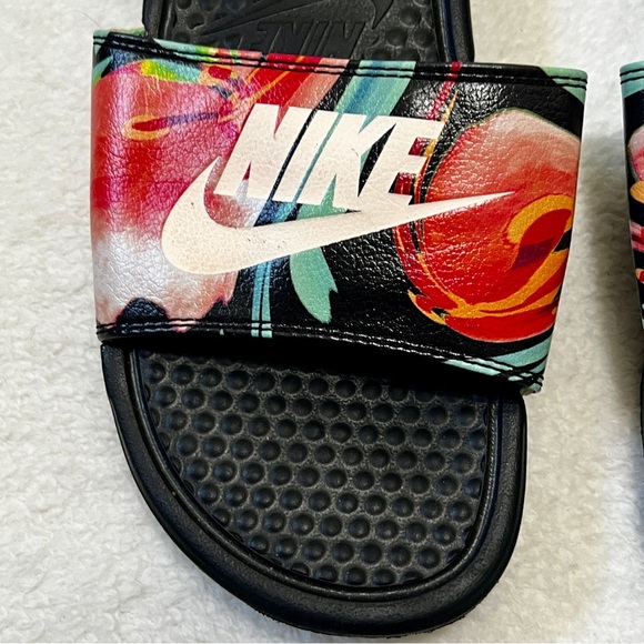 Nike Women's Benassi JDI Tropical Floral Slide Sandals - Size 7 - Picture 3 of 10